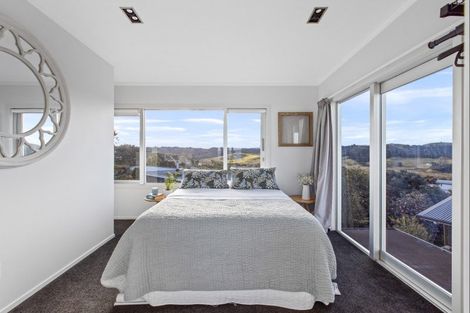 Photo of property in 8 Sykes Avenue, Hatfields Beach, Orewa, 0931