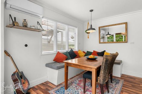 Photo of property in 17 Franklin Road, Paparoa, 0571