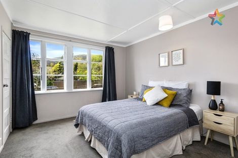 Photo of property in 16 Cleland Crescent, Naenae, Lower Hutt, 5011