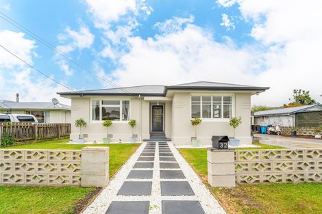 Photo of property in 32 Hislop Street, Geraldine, 7930