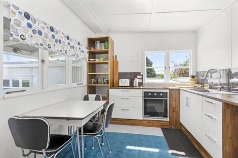 Photo of property in 26 Lily Street, Raglan, 3225