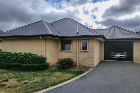 Photo of property in 28 Devine Drive, Rolleston, Christchurch, 7678