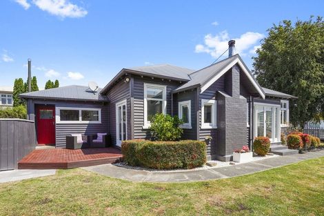 Photo of property in 1/1004 Colombo Street, St Albans, Christchurch, 8014