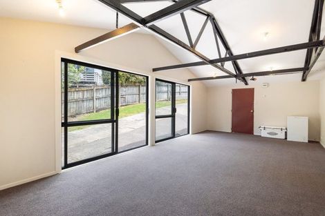 Photo of property in 1/17 Stanley Road, Glenfield, Auckland, 0629