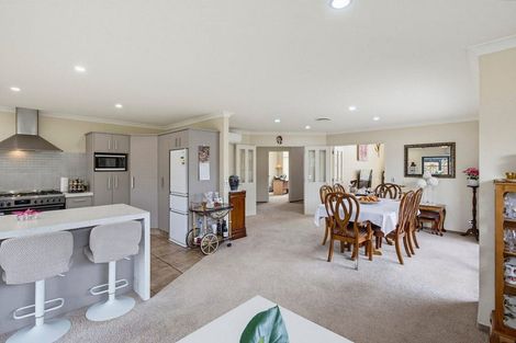 Photo of property in 143 Milne Drive, Paraparaumu, 5032