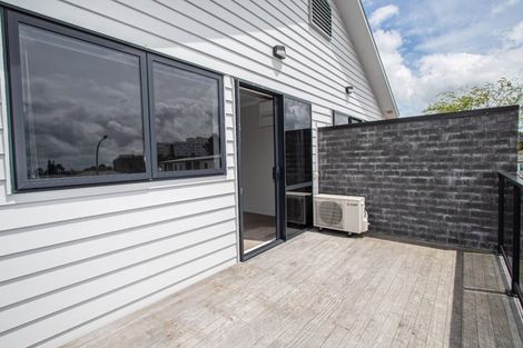 Photo of property in 6/16 Jones Crescent, Melville, Hamilton, 3206