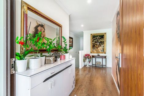 Photo of property in 19 Eastview Road, Glen Innes, Auckland, 1072