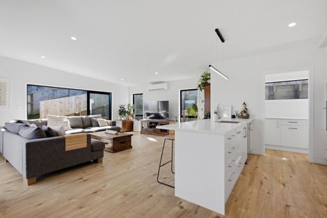 Photo of property in 12 Bob Carter Place, Welcome Bay, Tauranga, 3175