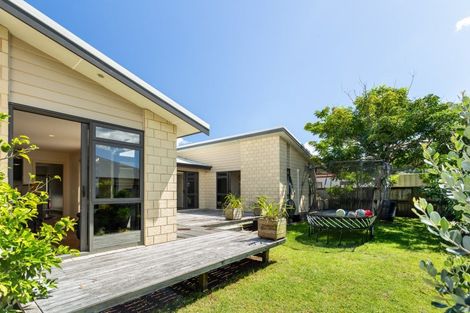 Photo of property in 4 Captain Wood Avenue, Whitianga, 3510