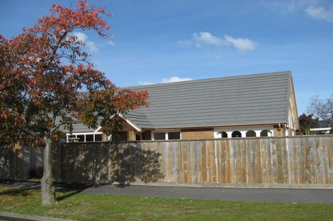 Photo of property in 1 Rutherglen Avenue, Ilam, Christchurch, 8041