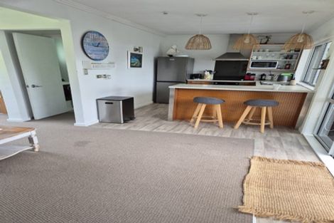 Photo of property in 1/142 Stanmore Bay Road, Stanmore Bay, Whangaparaoa, 0932