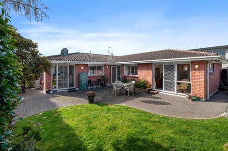 Photo of property in 18 Robertson Street, Glenholme, Rotorua, 3010