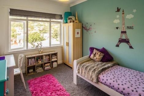 Photo of property in 102 The Parade, Island Bay, Wellington, 6023