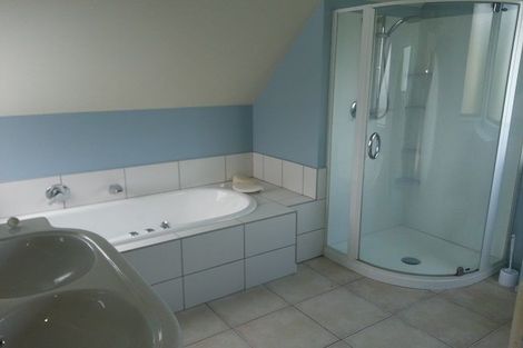 Photo of property in 10 Dunkeld Lane, Redcliffs, Christchurch, 8081