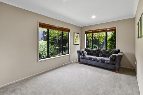 Photo of property in 12 Phoenicia Court, The Gardens, Auckland, 2105