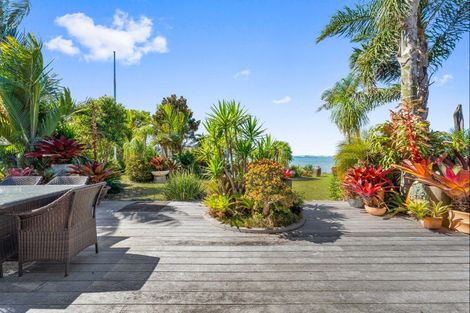 Photo of property in 465 Leigh Road, Whangateau, 0985