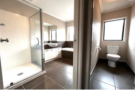 Photo of property in 4 Mordane Place, Flat Bush, Auckland, 2016