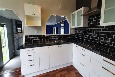 Photo of property in 16 Tawa Street, Gonville, Whanganui, 4501