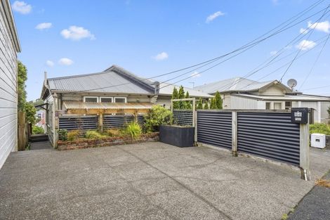 Photo of property in 24 Charlotte Avenue, Brooklyn, Wellington, 6021