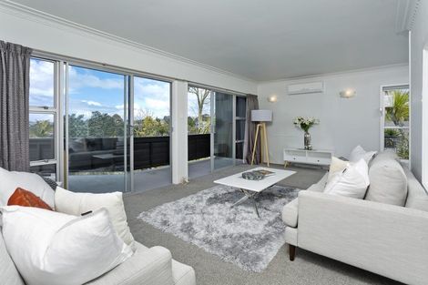 Photo of property in 3 Dunraven Place, Torbay, Auckland, 0630