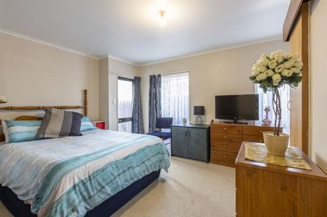 Photo of property in 95 John F Kennedy Drive, Milson, Palmerston North, 4414