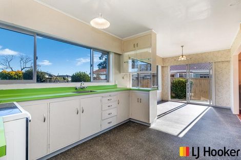 Photo of property in 236 Queen Street, Pukekohe, 2120