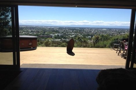 Photo of property in 16 Macmillan Avenue, Cashmere, Christchurch, 8022