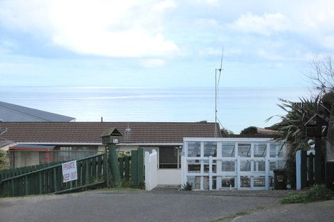 Photo of property in 7 Kapiti Terrace, Castlecliff, Whanganui, 4501