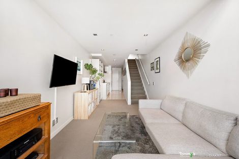 Photo of property in Monument Apartments, 9b/245 Wakefield Street, Te Aro, Wellington, 6011