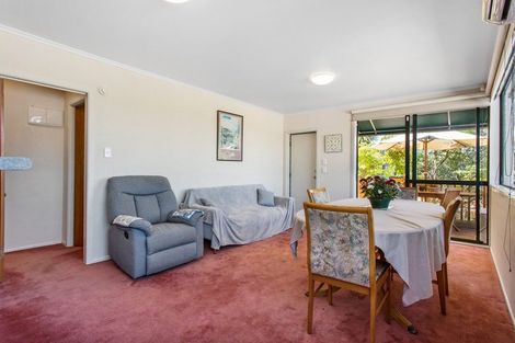 Photo of property in 2/27 Simkin Avenue, St Johns, Auckland, 1072