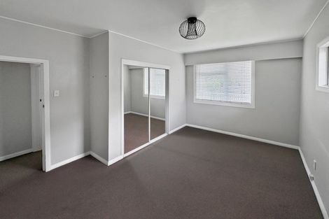 Photo of property in 27 Marne Street, Hokowhitu, Palmerston North, 4410
