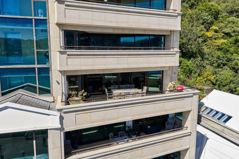 Photo of property in 10/166 Oriental Parade, Oriental Bay, Wellington, 6011