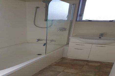 Photo of property in 21a Duckworth Crescent, Greenmeadows, Napier, 4112