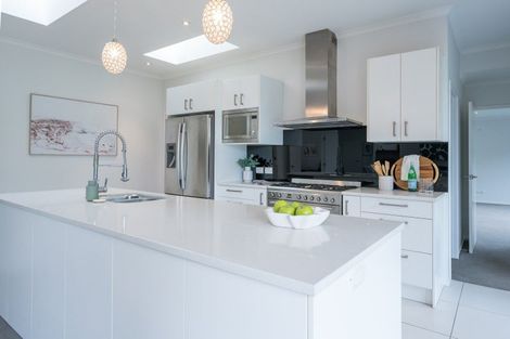 Photo of property in 2 Ashfield Place, Richmond, 7020