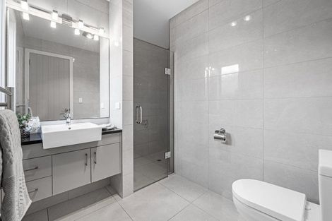 Photo of property in 6 Milano Boulevard, Karaka, Papakura, 2113