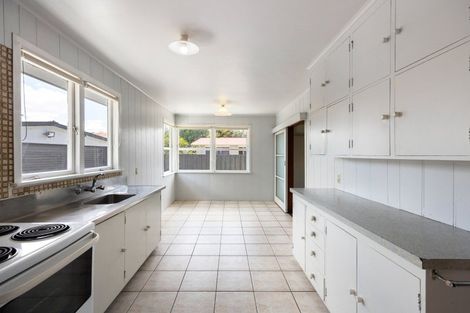 Photo of property in 10 Rosalind Street, Deanwell, Hamilton, 3206