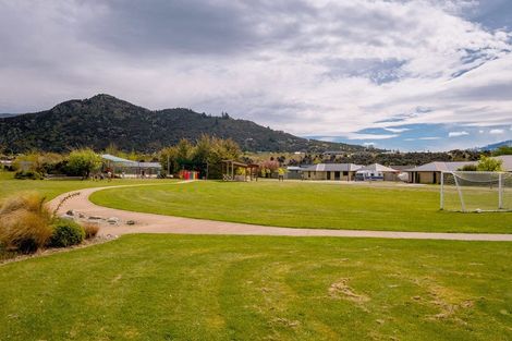 Photo of property in 18 Ash Avenue, Albert Town, Wanaka, 9305