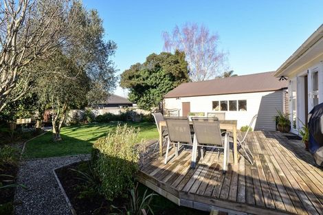 Photo of property in 12 Holland Road, Fairfield, Hamilton, 3214