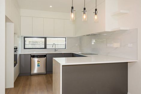 Photo of property in 71 Salamanca Road, Sunnynook, Auckland, 0620