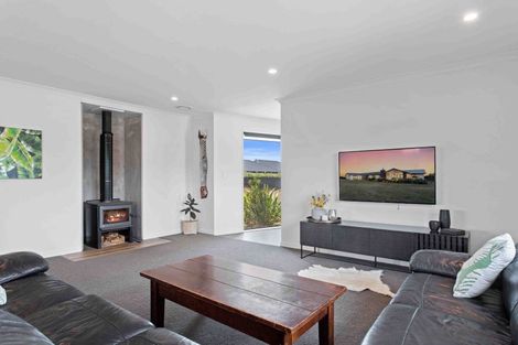 Photo of property in 10 Braeburn Crescent, Swannanoa, Kaiapoi, 7692