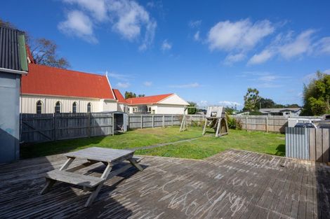 Photo of property in 82 Dundas Road, Sanson, 4817