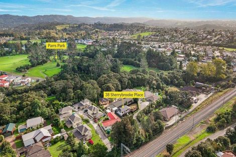 Photo of property in 38 Sherrybrooke Place, Sunnyvale, Auckland, 0612