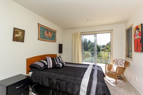 Photo of property in 15 Shortland Street, Lower Vogeltown, New Plymouth, 4310