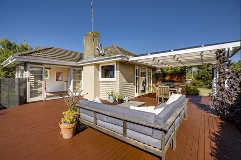 Photo of property in 43 Neeve Road, Taradale, Napier, 4112