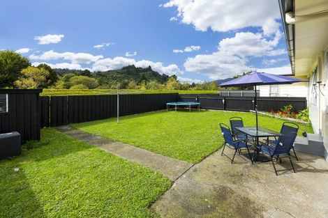 Photo of property in 11b Gemstone Drive, Birchville, Upper Hutt, 5018