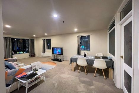 Photo of property in Courtenay Apartments, 504/120 Courtenay Place, Te Aro, Wellington, 6011