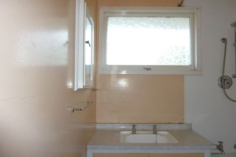 Photo of property in 2/70 Epsom Road, Sockburn, Christchurch, 8042