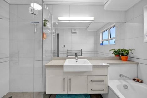 Photo of property in 11 Grey Street, Hawera, 4610