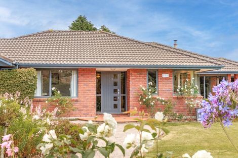 Photo of property in 39 Kew Road, Westport, 7825