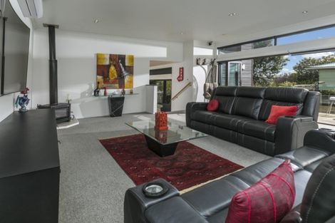 Photo of property in 151 Arran Road, Browns Bay, Auckland, 0630